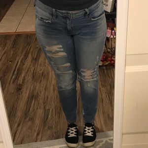 American eagle distressed skinny jeggings